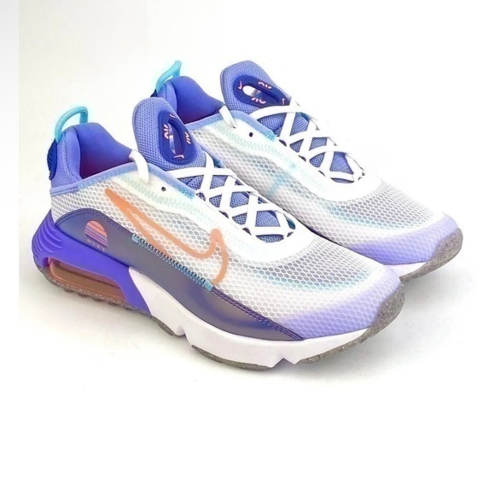 Nike Air Max 2090 SE 2 size 7Y